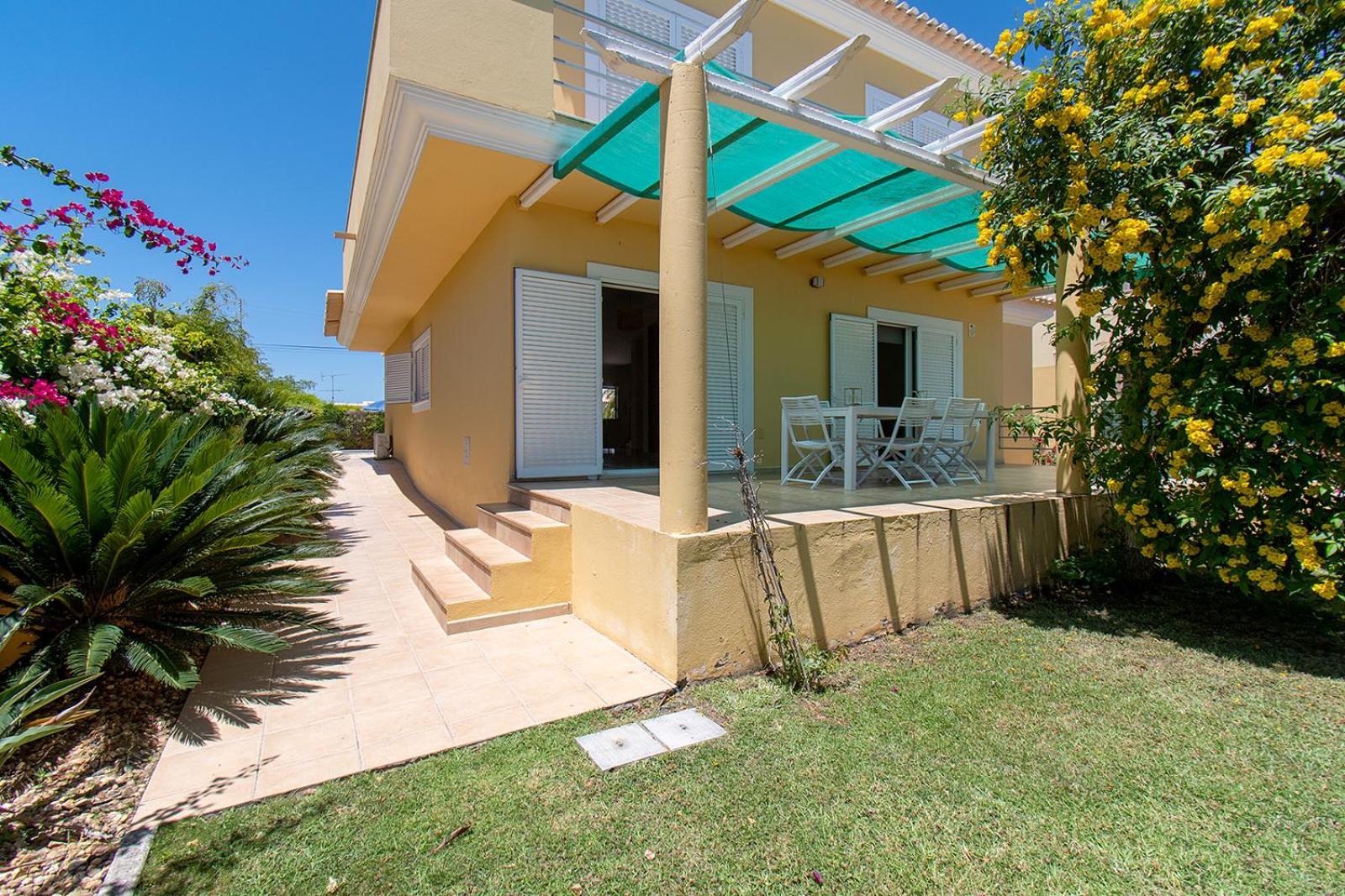 Altura Villa Екстериор снимка
